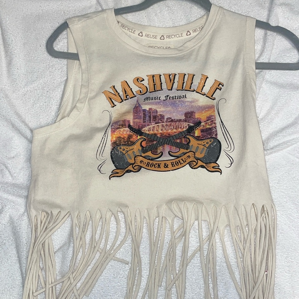 Never worn, cute for music festival